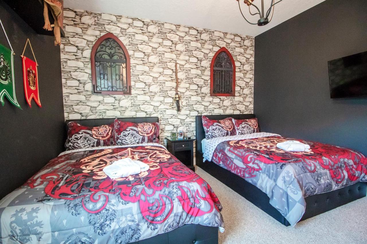 8 Bedroom Vacation With Pool 2107 Holiday home