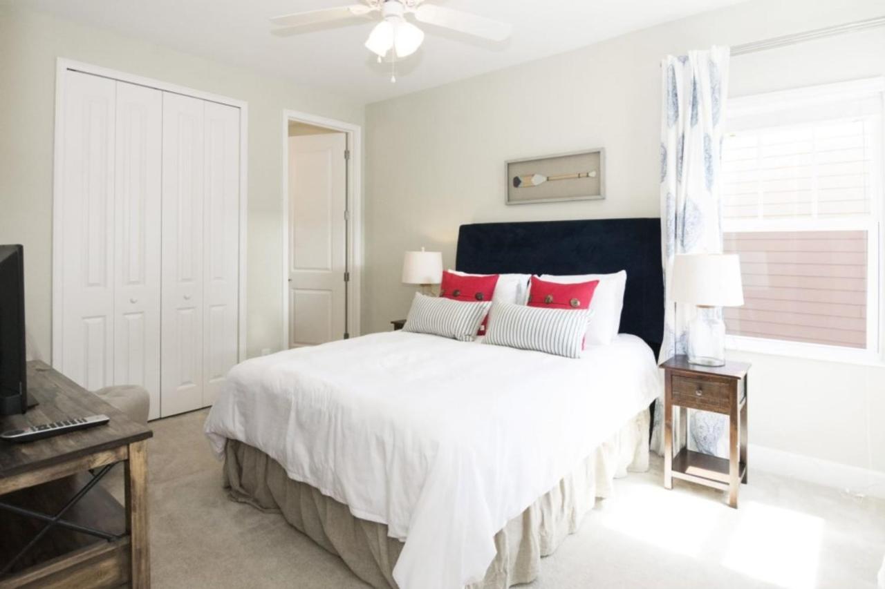 Holiday home 5 Luxury Single With Private Pool Re1492 *