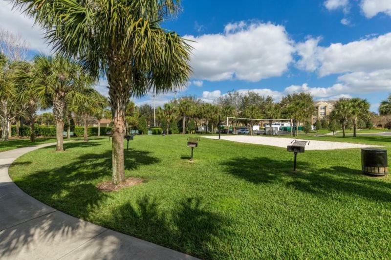 Lovely 3 Bedroom 2 Bath Area