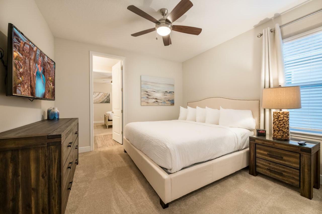 Cozy Near By Rentyl With Private Pool, Air Hockey Table & Amenities - 201b