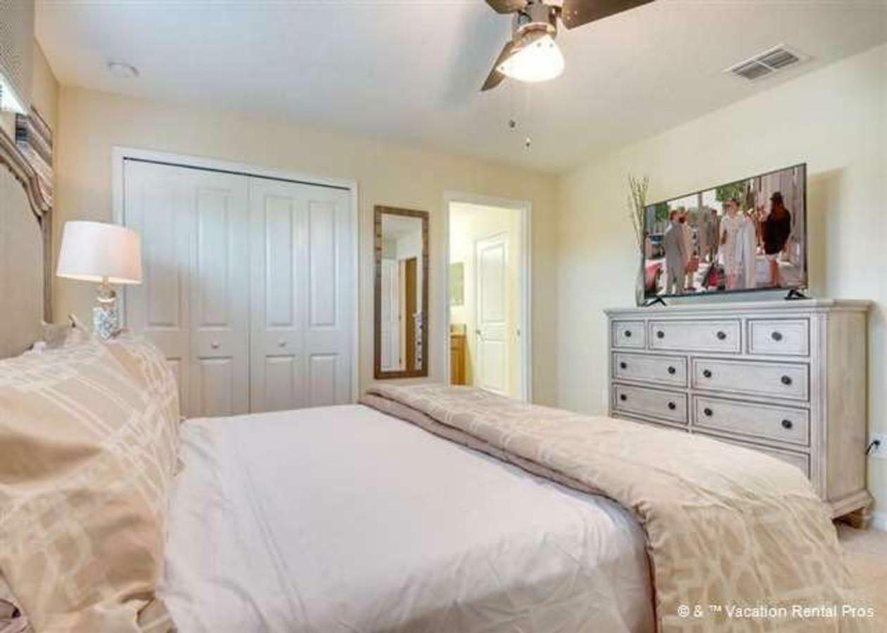 Storey - 4902 Clock By Fairytalevr Holiday home Orlando
