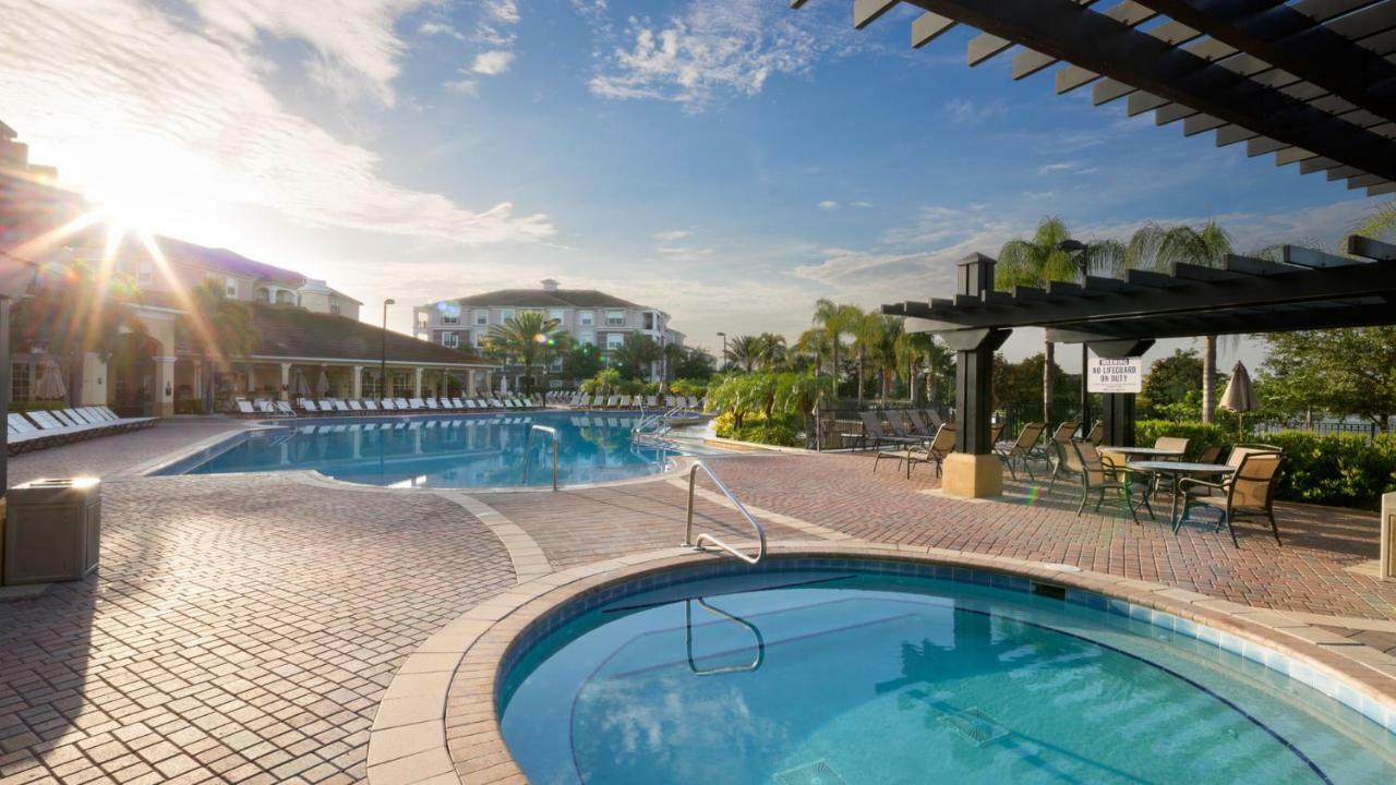 Merlyns Magic - Closer To Apartment Orlando