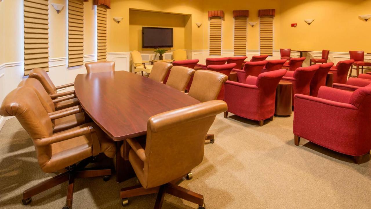 Merlyns Magic - Closer To Apartment Orlando