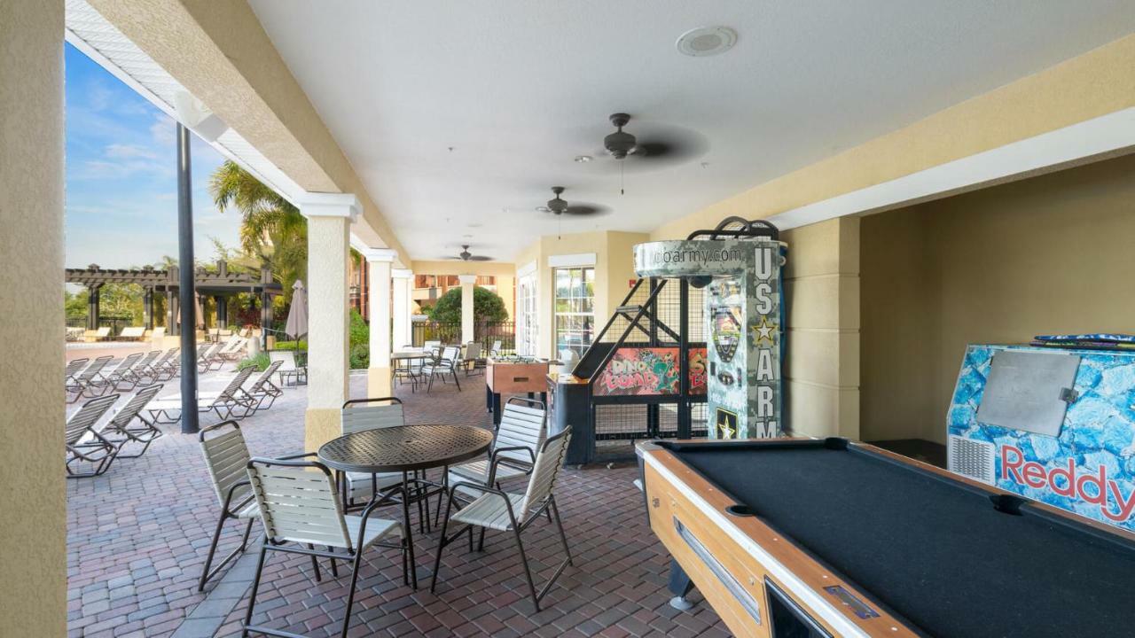 Merlyns Magic - Closer To Apartment