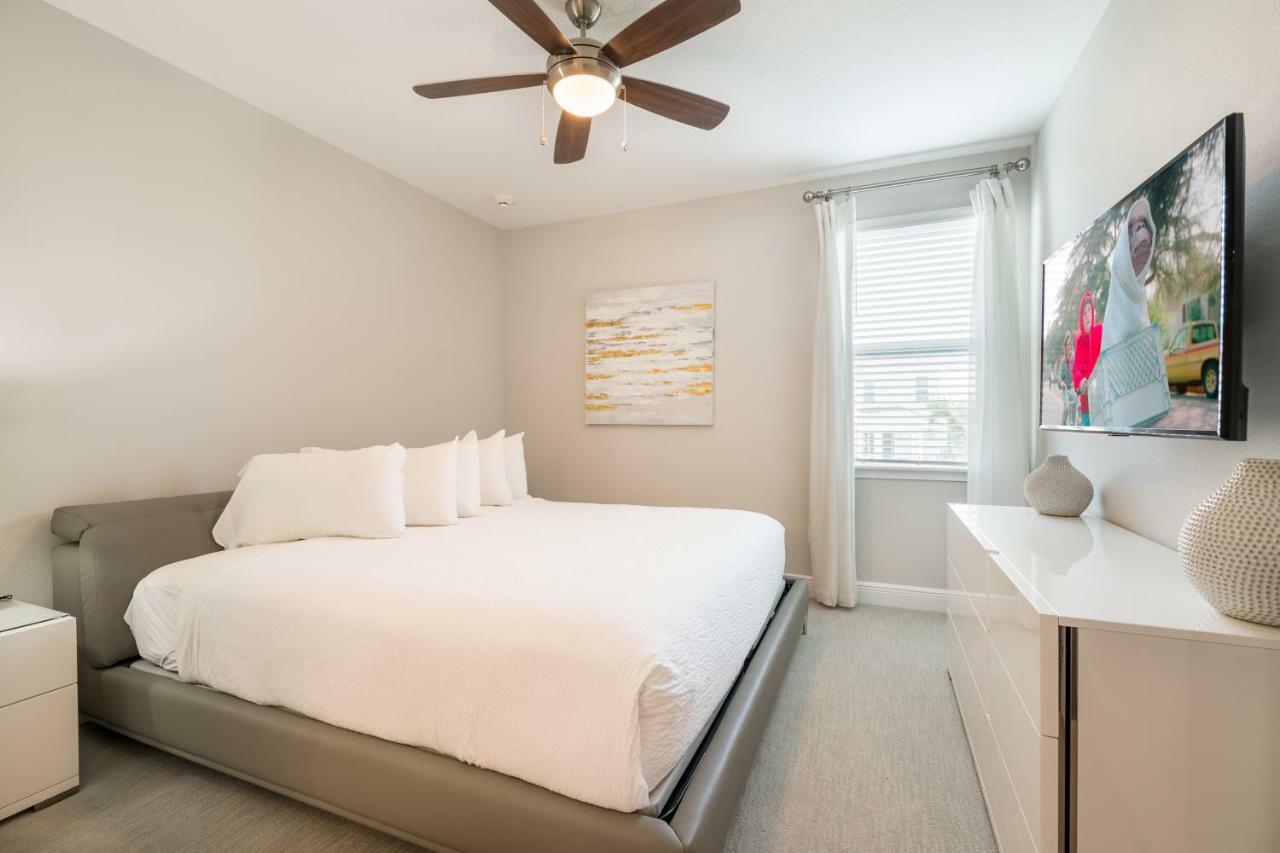 Holiday home Fantastic Elite By Rentyl: Disney-adjacent With Private Pool And Entertainment Orlando