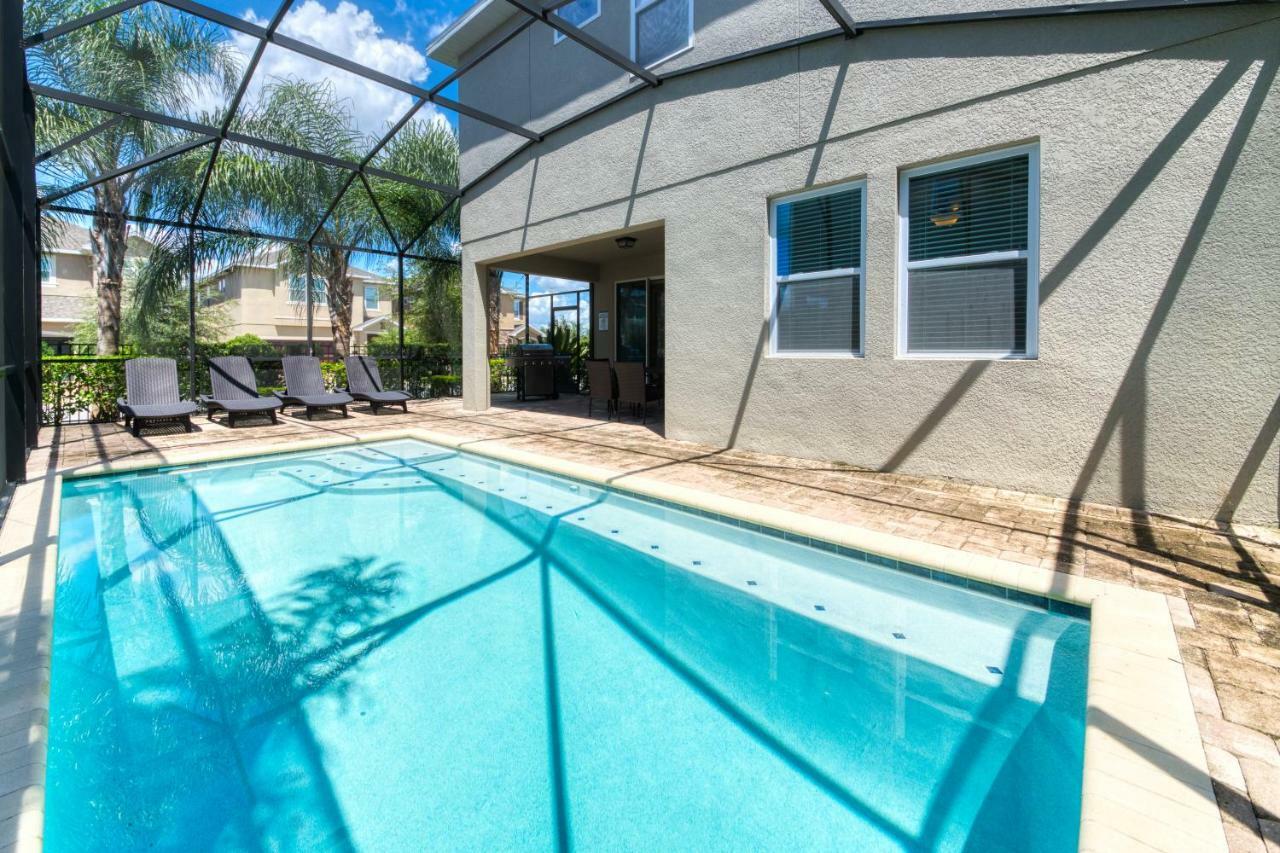 Holiday home Lovely By Rentyl Near With Private Screened In Pool & Amenities - 430l