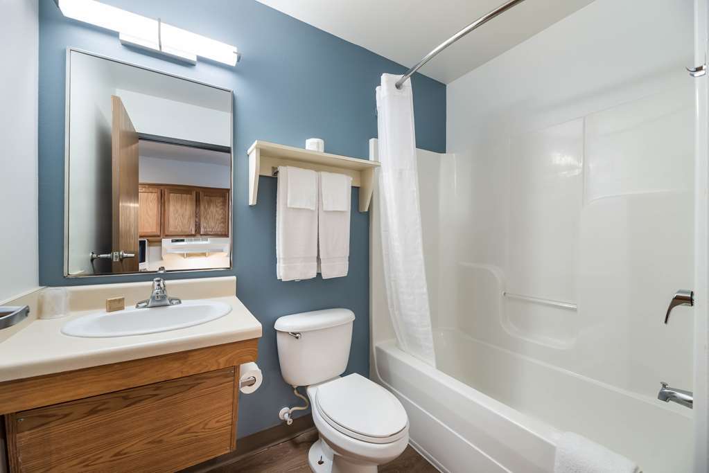 Extended Stay America Select Suites - Orlando - East Hotel