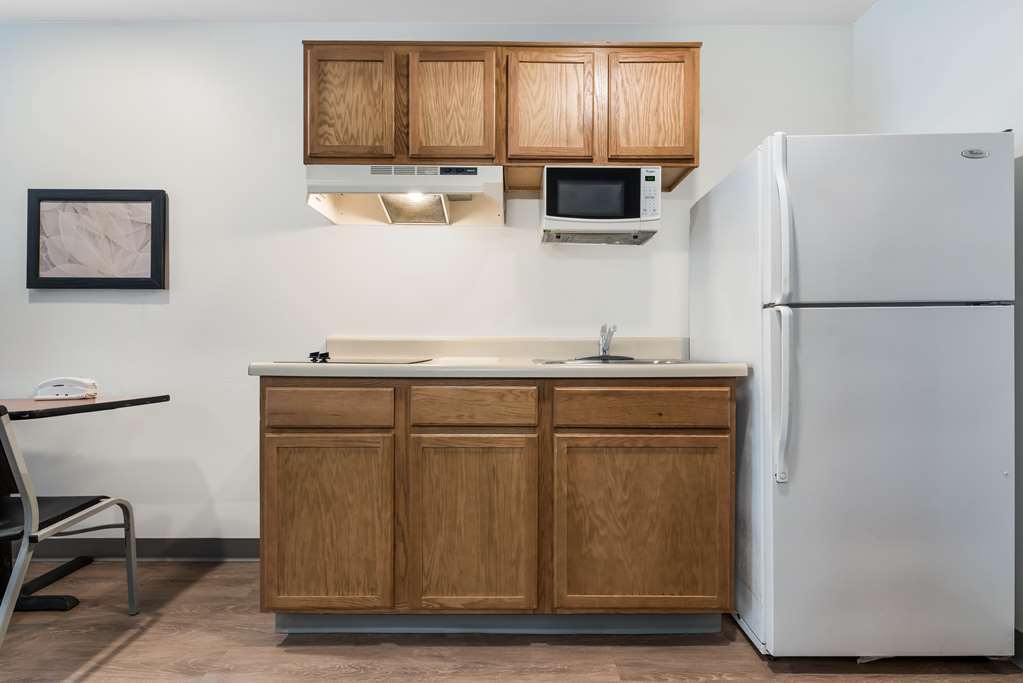 Extended Stay America Select Suites - Orlando - East