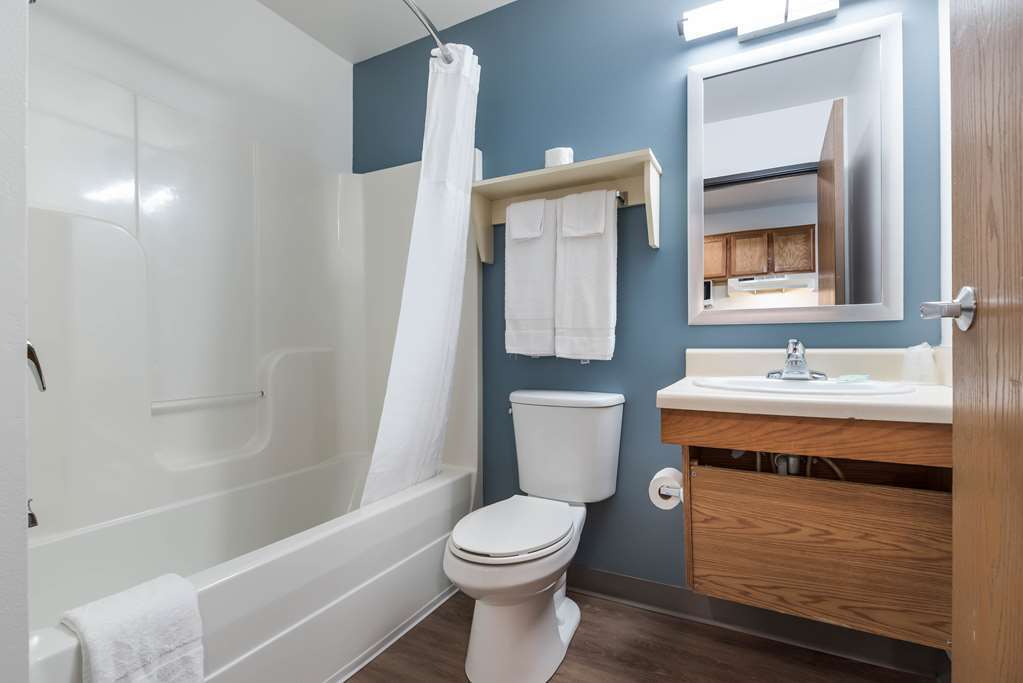 Extended Stay America Select Suites - Orlando - East Hotel 2*