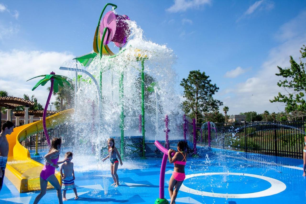 Villa Windsor Hills Resort: Disney-area With Private Pool & Water Park *