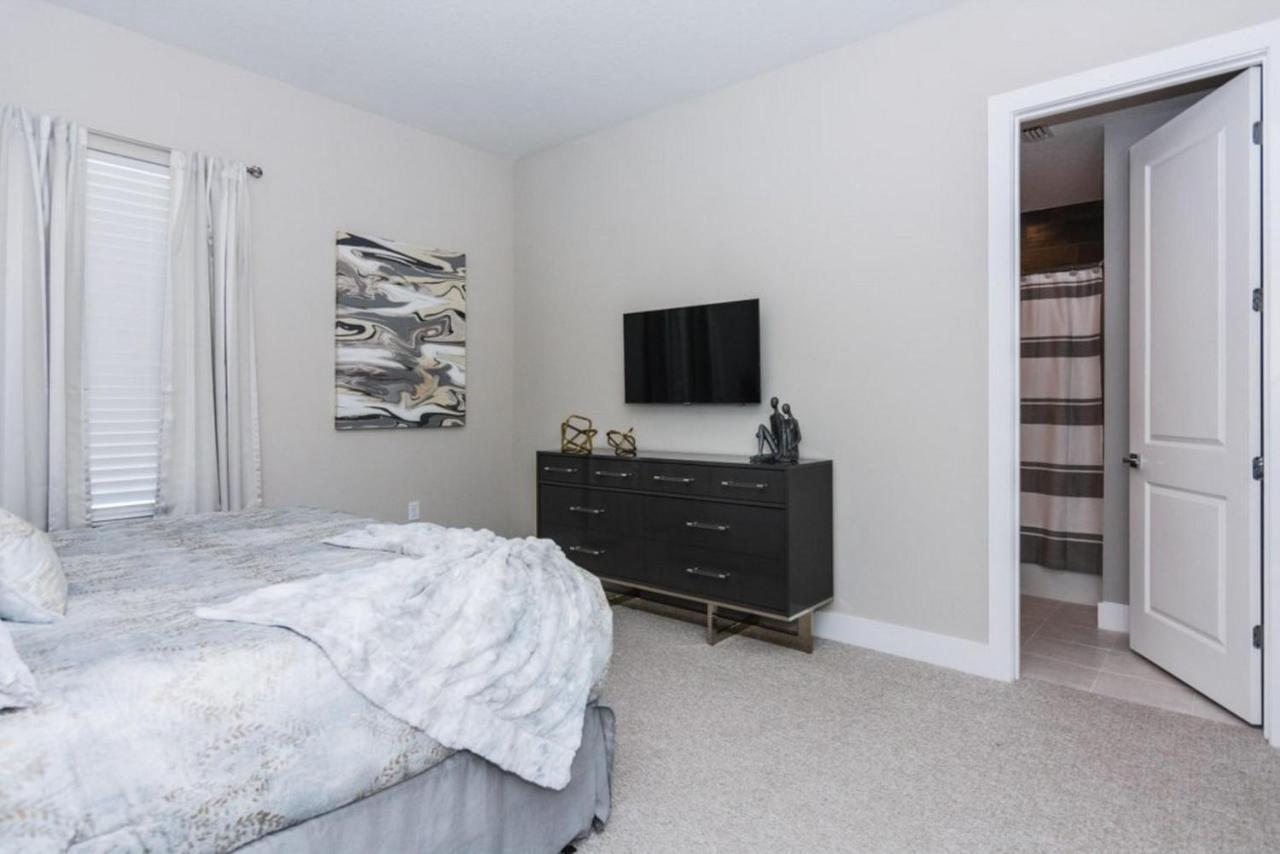 Amazing Townhome With Summer Kitchen Su2668 * Orlando