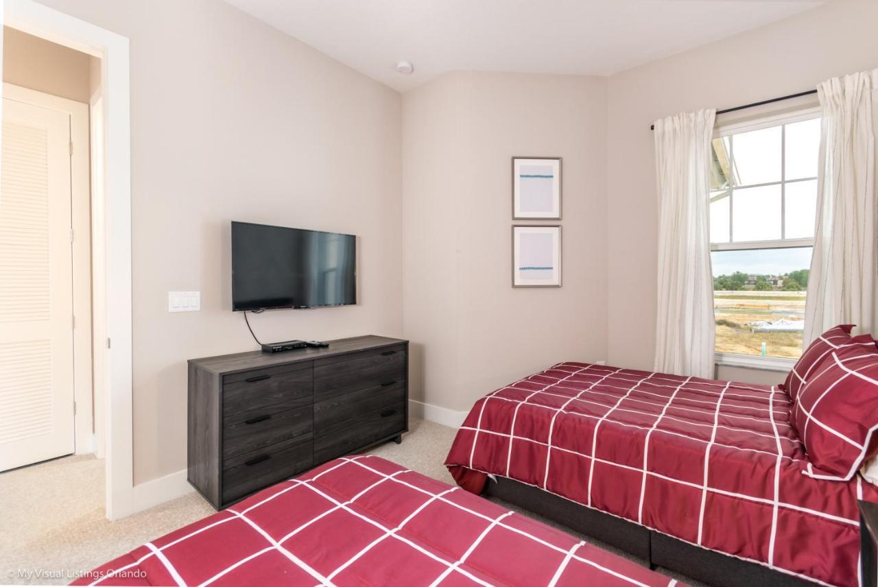 7572 Sunny Dreams Lane