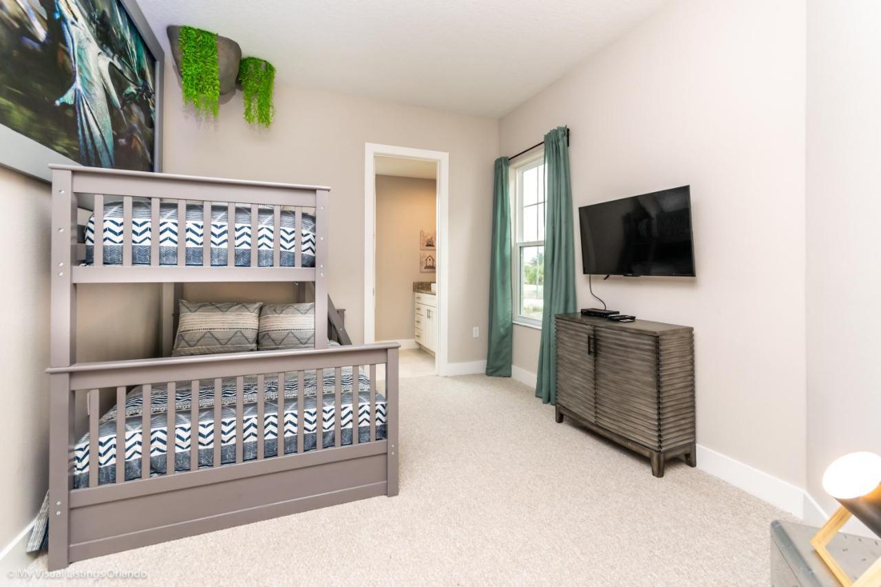 7572 Sunny Dreams Lane