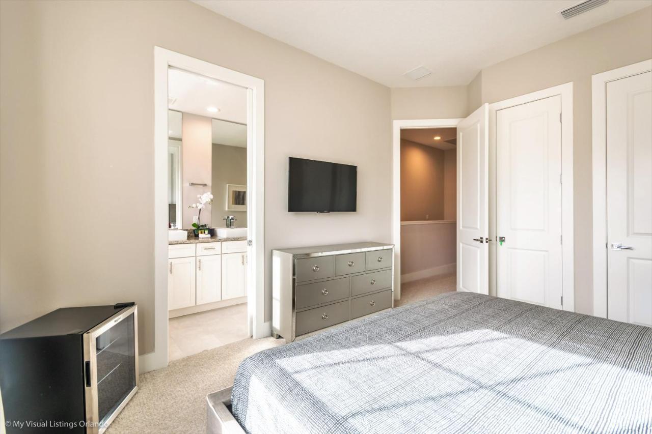 7572 Sunny Dreams Lane