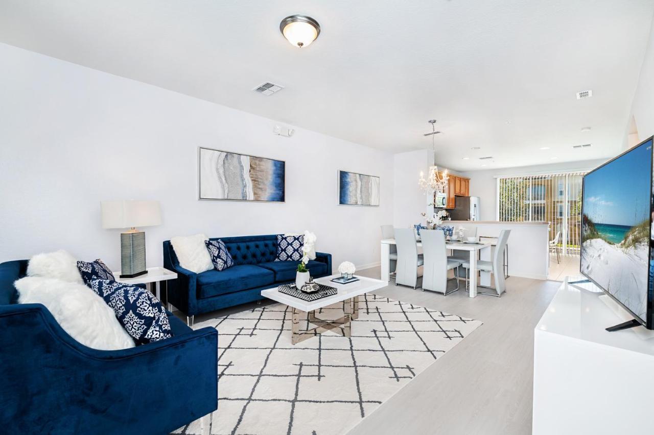 Updated Vista Cay Townhome, 10 Min From Universal Orlando