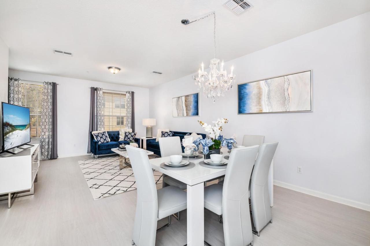 Updated Vista Cay Townhome, 10 Min From Universal Holiday home *