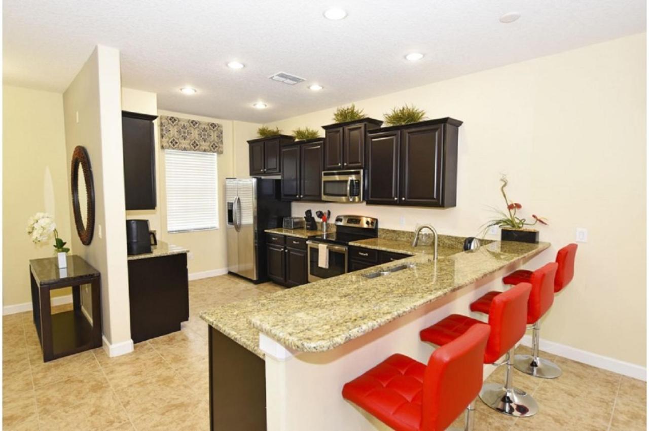 Five-bedroom Pool Kissimmee Holiday home Orlando