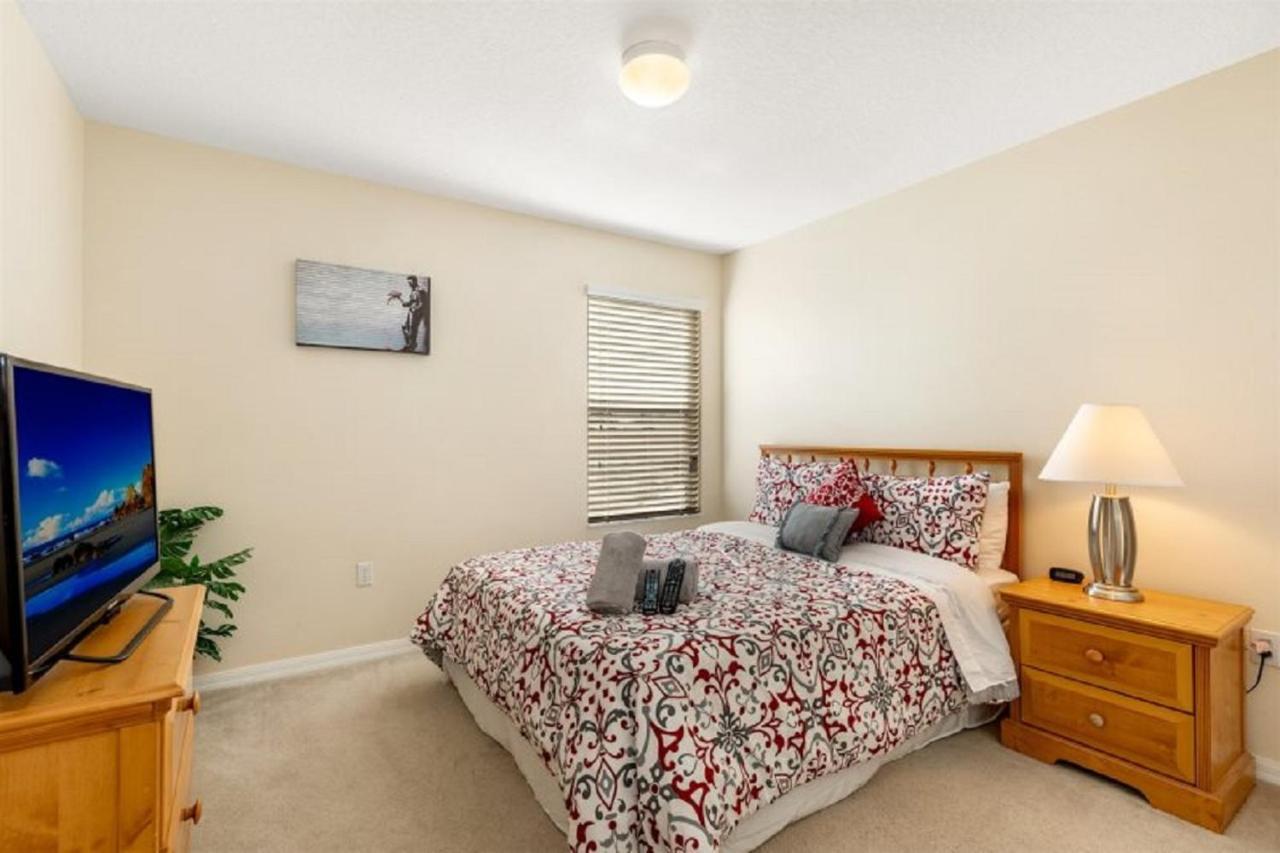 Five-bedroom Pool Kissimmee Holiday home Orlando