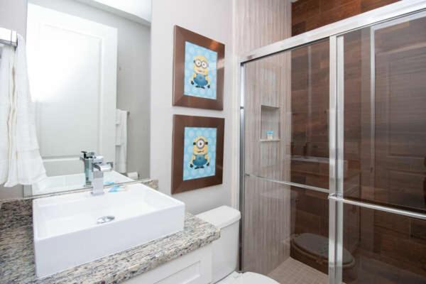 4 Bedroom 4 Ba Self Check-in Close To Theme Parks Villa Orlando