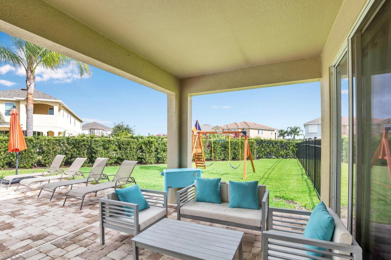 8 Bedroom Vacation With Pool Holiday home Orlando