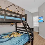 Near Disney - Stunning 3Br - Pool And Hot Tub!