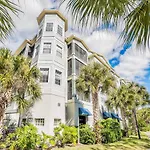 Near Disney - Stunning 3Br - Pool And Hot Tub!