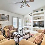 Clermont Villa With Lanai About 12 Miles To Disney!