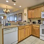 Orlando Condo With Pool About 1 Mi To Disney!