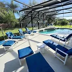 Mickeys Corner - Fantastic 5Br With Large Private Garden Pool Hot Tub Game Room Gas Bbq 2 Miles To Disney