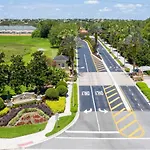 Luxurious Condo - Just 2 Miles From Disney #404