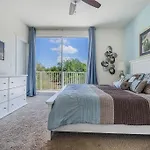 A Quiet And Comfortable House