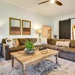 Updated Winter Garden Home With Yard And Fire Pit!
