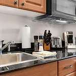 Stylish Resort Studio Near Parks