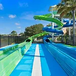Disney & Star Wars Haven: 6Br, Pool & Game Room!