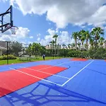 3 Bedrooms- 2 Bathrooms- Vista Cay 4024-203 Bd