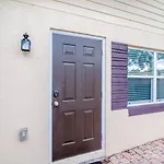 Chic 1Br Kitchenette Pets Welcome