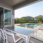Beautiful Themed Single Home With Private Pool And Game Room Ec0405