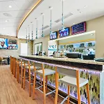 Lively Home With Ping Pong Table & Awesome Kid\'S Rooms Near Disney By Encore Resort At Reunion By Rentyl - 670L