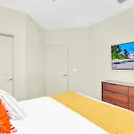 3Br Condo - Pool Hot Tub Sauna - Near Disney