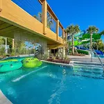 Stunning 5B45B, Heated Pool & Bbq