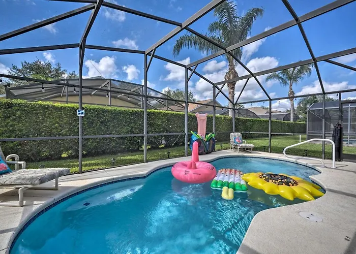 Spacious Florida Family Home - 10 Mi To Disney!