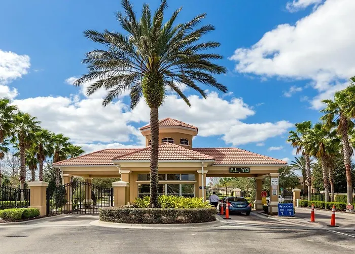 Disney & Star Wars Haven: 6Br, Pool & Game Room!