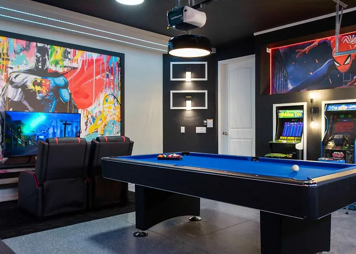 Beautiful Themed Single Home With Private Pool And Game Room Ec0405