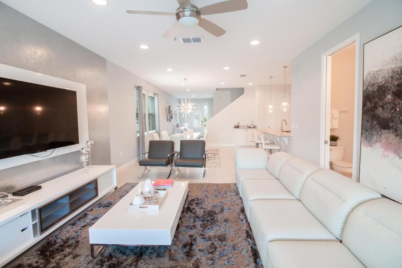 Private Pool And Spa, Theater & In-home Game *