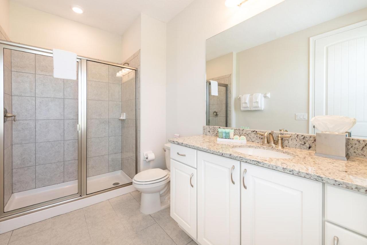 Holiday home Gleaming By Rentyl With Theater Near - 209s Orlando