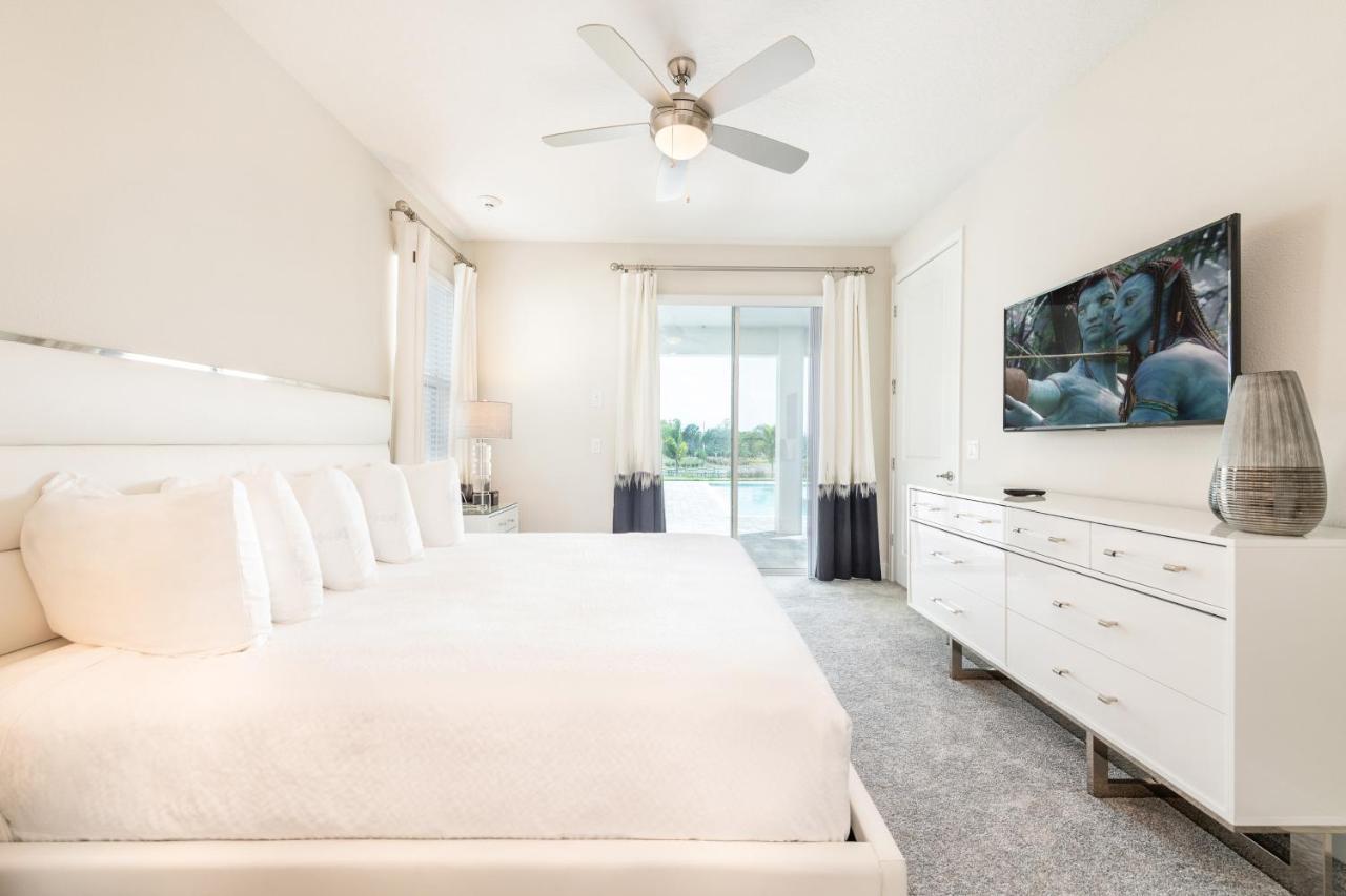 Gleaming By Rentyl With Theater Near - 209s Holiday home Orlando