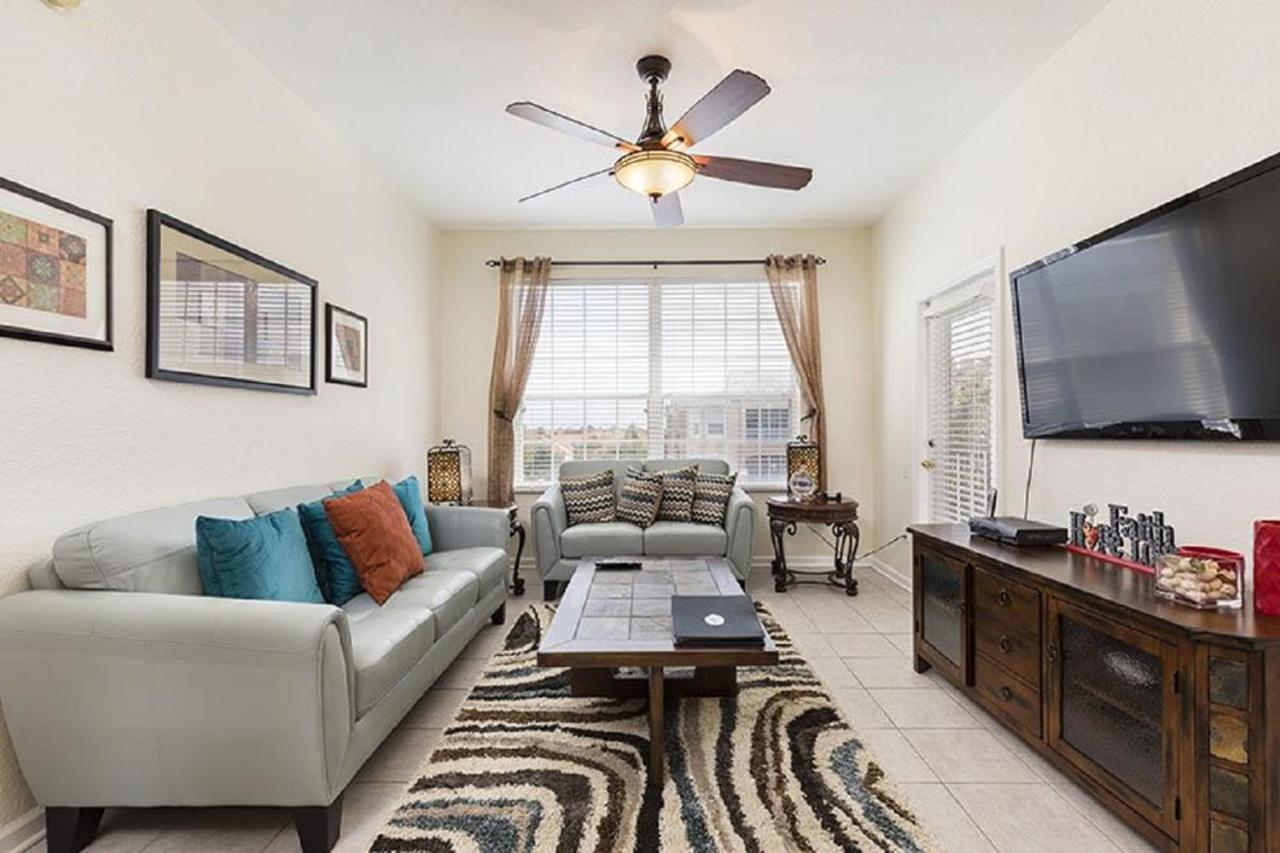 Luxurious - Just 2 Miles From #404 Apartment *