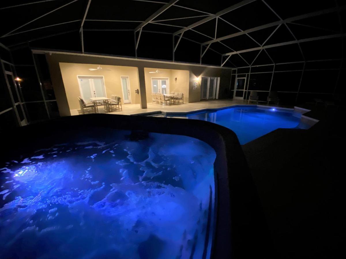 Mickey's Pearl: 7br Retreat With Private Pool