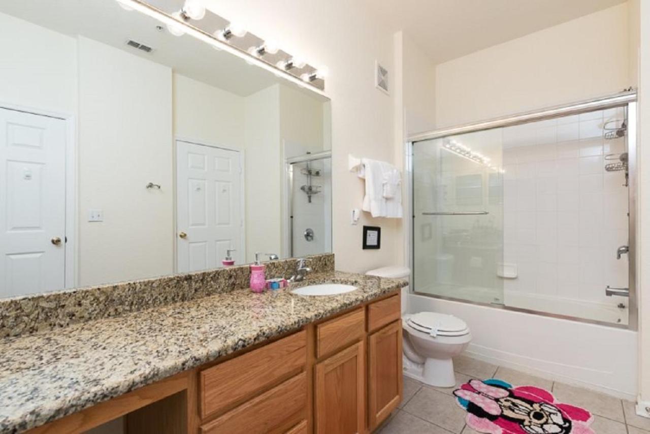 Luxurious - Just 2 Miles From #404 *