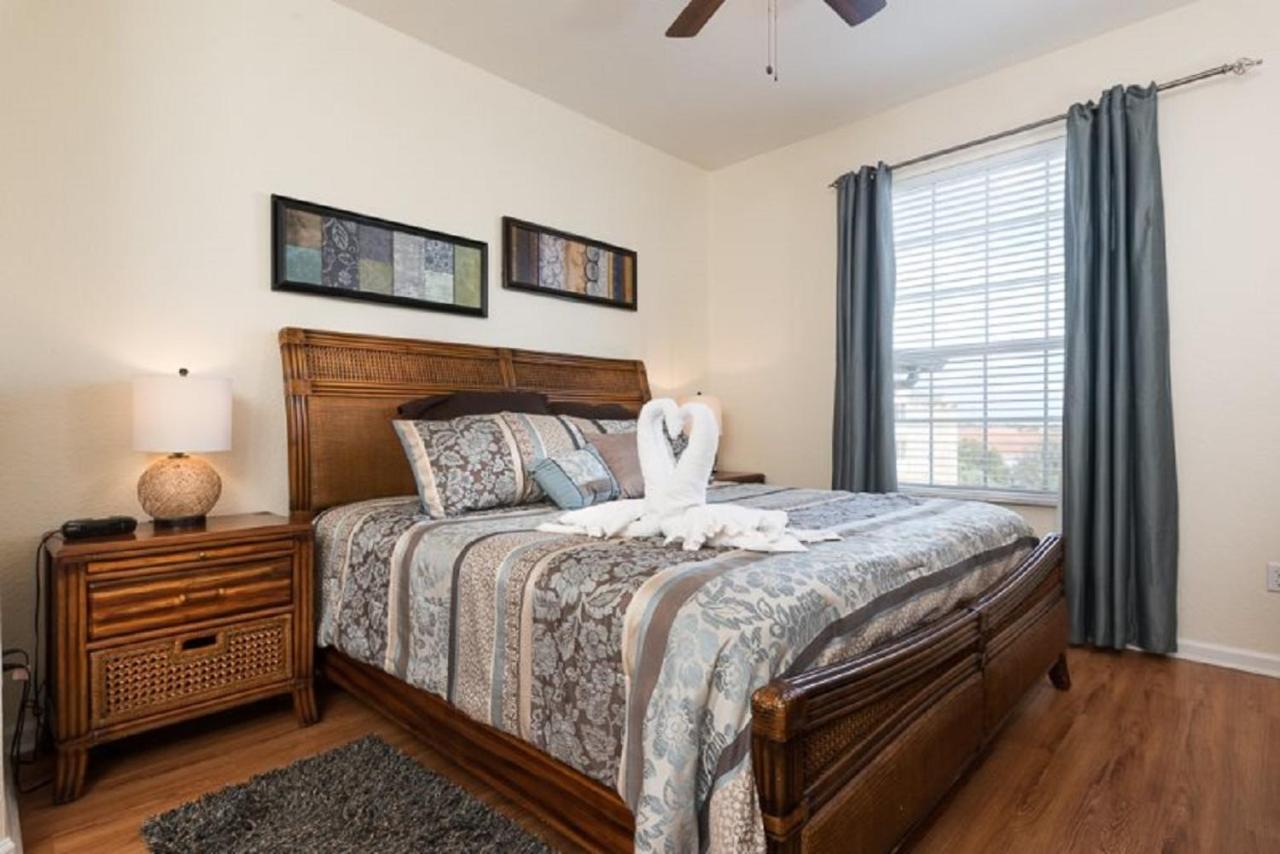 Luxurious - Just 2 Miles From #404 *